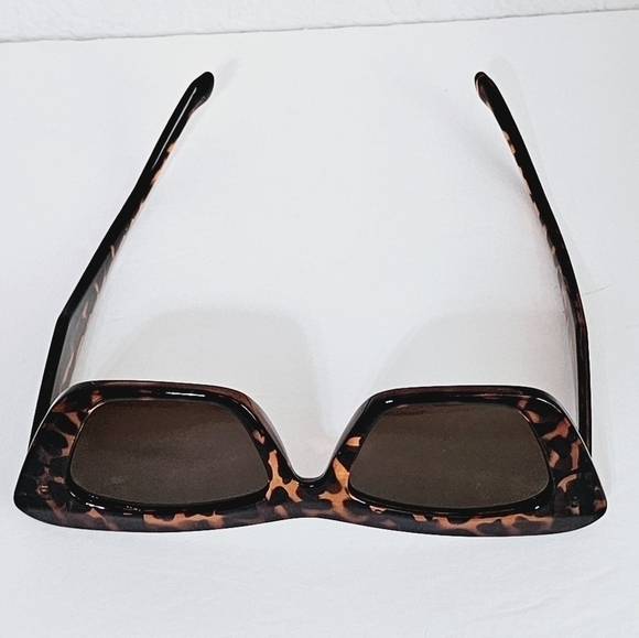New! 2 Pack Kenna Cat Eye Sunglasses Black Brown Tortoise Shell Bundle main image 6